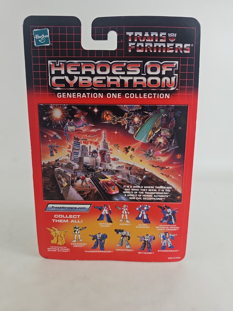 Hasbro Transformers Heroes of Cybertron Autobot Ultra Magnus 2001 New