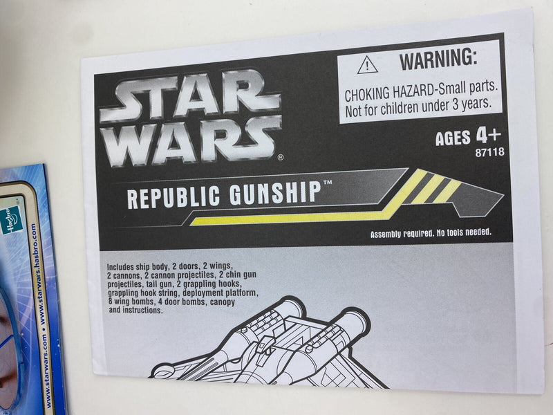 Star Wars Clone Wars Gunship 2002 Republic Command Vehicle & Clones Hasbro Red