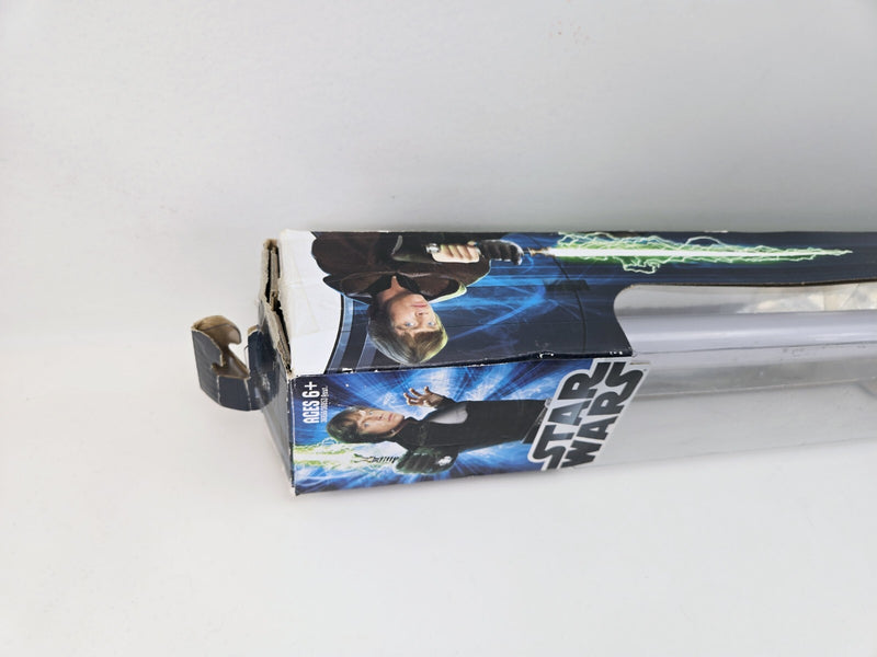 Star Wars Luke Skywalker Ultimate FX Green Lightsaber 2010 C-2945A Lucasfilm