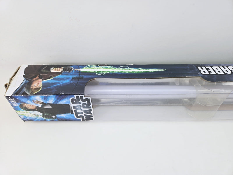 Star Wars Luke Skywalker Ultimate FX Green Lightsaber 2010 C-2945A Lucasfilm