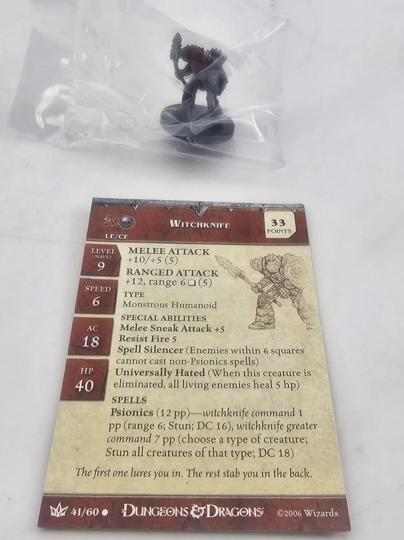 2006 Dungeons & Dragons War Of The Dragon Queen Booster Pack Vintage Figure OPEN