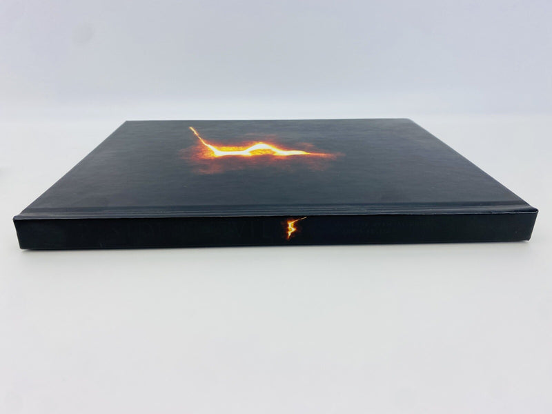Resident Evil 5 Limited Edition Hardcover Strategy Guide w/ Calendar