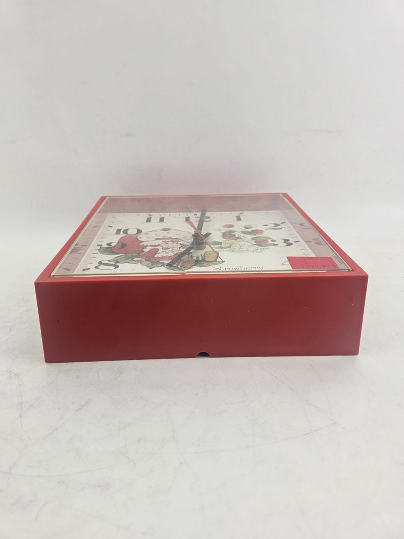 1981 Vintage Strawberry Shortcake Wall Clock Read Description.