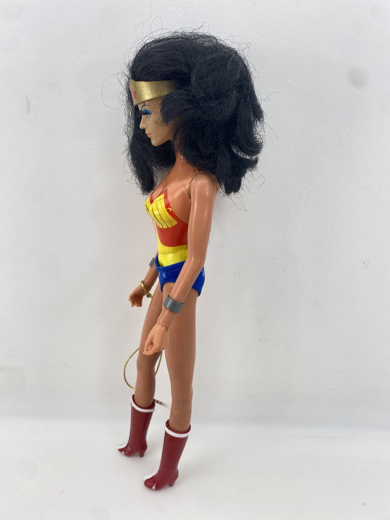 Mego Wonder Woman DC Comics  12" Action Figure Lynda Carter  Outfit 1976
