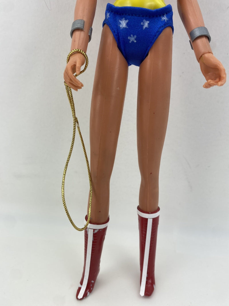 Mego Wonder Woman DC Comics  12" Action Figure Lynda Carter  Outfit 1976