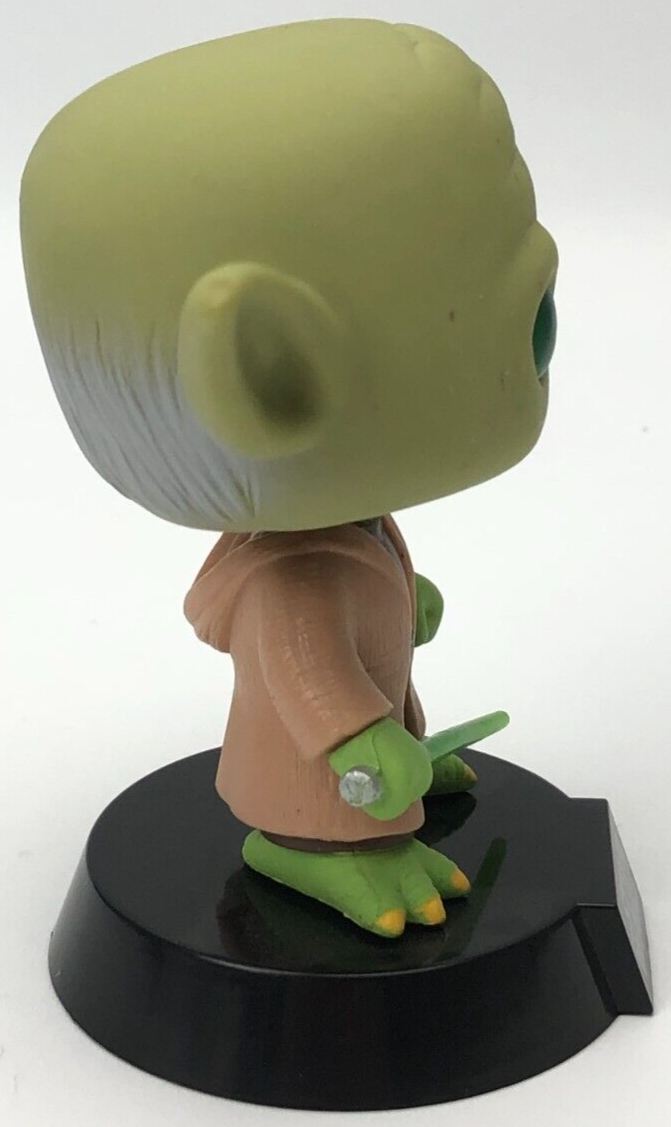 Yoda Bobble Head Star Wars 2011 Funko Pop #02