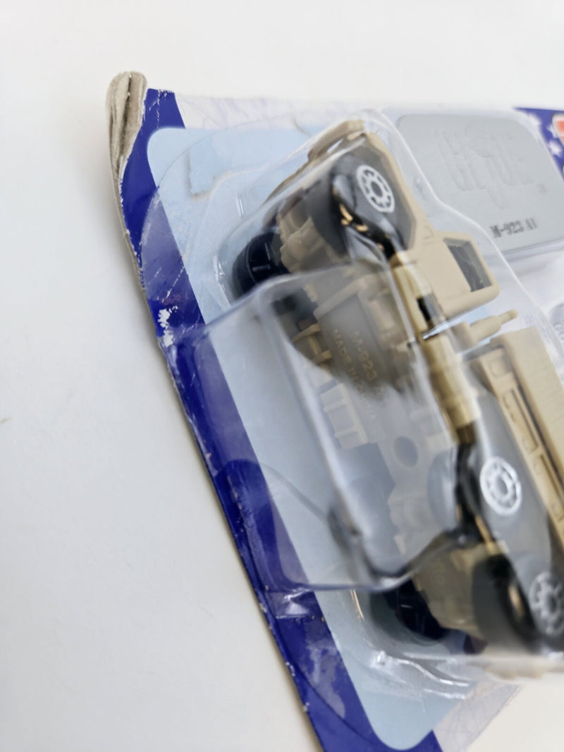 GI JOE SERIES I M-923 A1 TAN W / DOG TAG NOC 2001 MAISTO