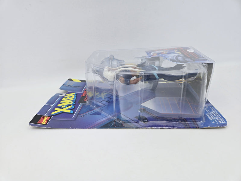 Marvel Comics X-Men Robot Fighters Storm Action Figure 1997 ToyBiz