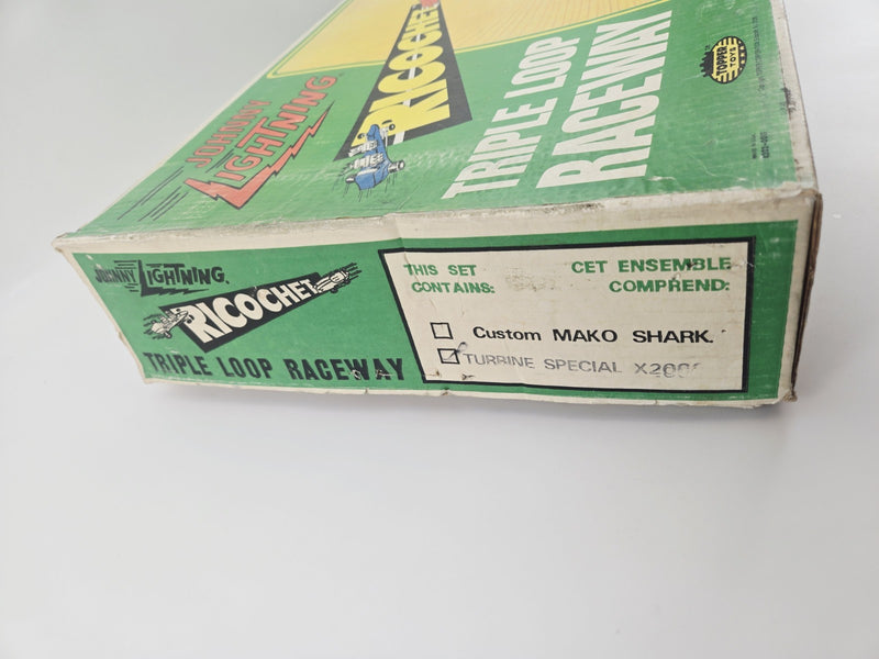 JOHNNY LIGHTNING Ricochet Triple loop raceway 100% Complete In Box w/ Smuggler +