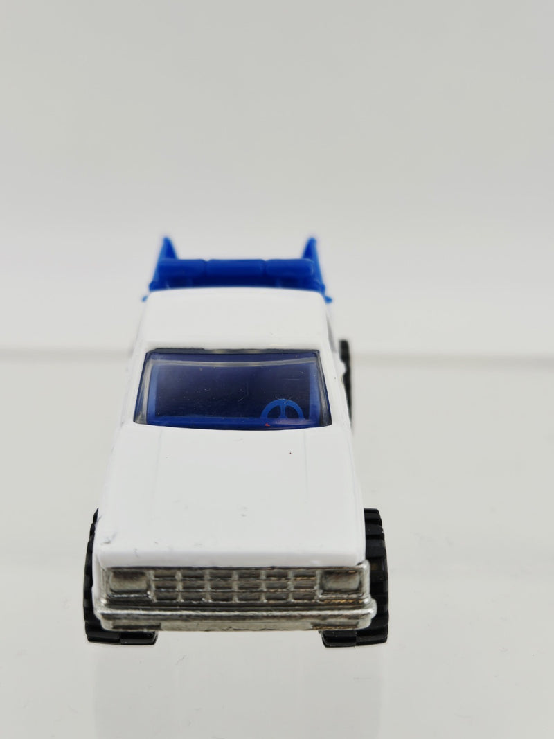 Vintage 1982 Hot Wheels Real Riders White Beach Patrol Chevy S10 Pickup 4368