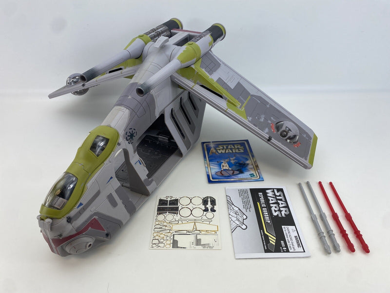 Star Wars Clone Wars Gunship 2002 Republic Command Vehicle & Clones Hasbro Red