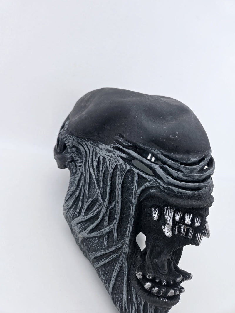 Alien Vs Predator 2007 Licensed Halloween Rubber Mask Alien Rubie’s No Tears