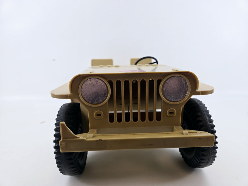 1967 Vintage Hasbro G. I. Joe Adventure Team Desert Patrol Tan Jeep 1:6 Scale