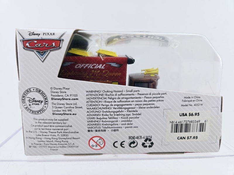 Disney Store Pixar Cars Chaser Series 1:43 Lightyear Mater Souvenirs